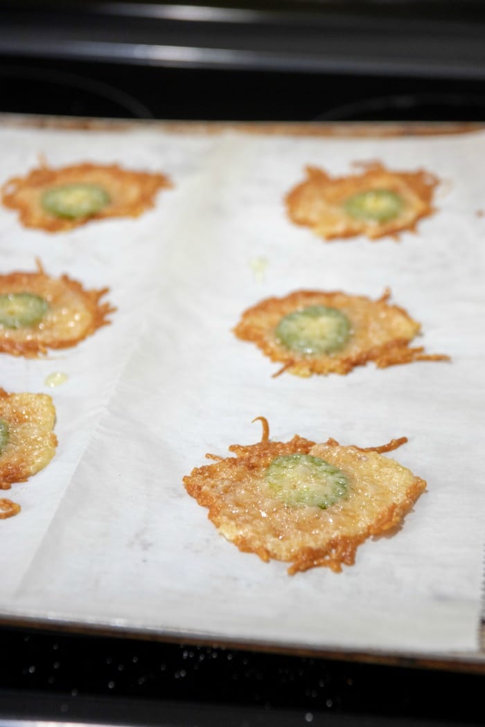 Keto Jalapeño Cheese Crisps Keto Jalapeño Cheese Crisps